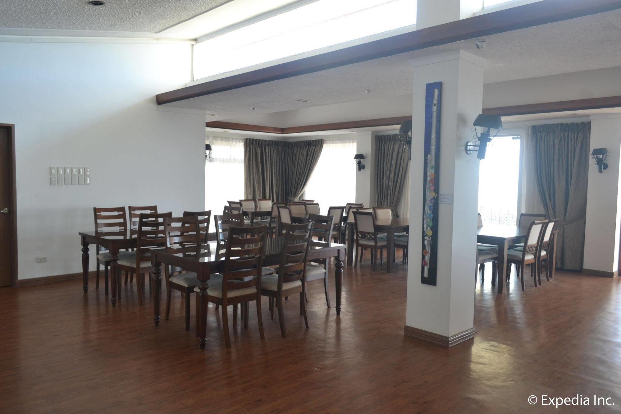 Vista Real Hotel 大雅台 外观 照片
