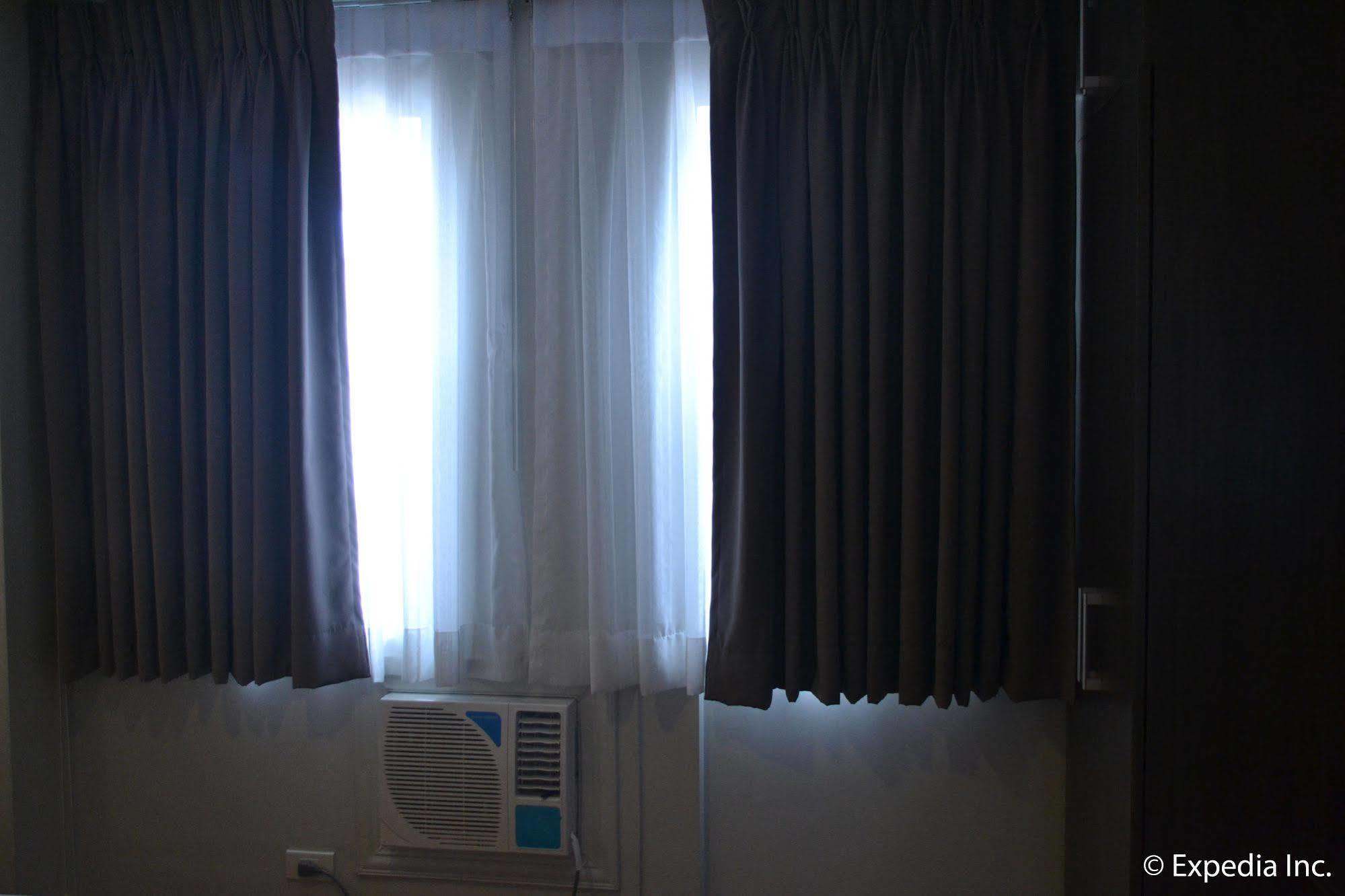 Vista Real Hotel 大雅台 外观 照片