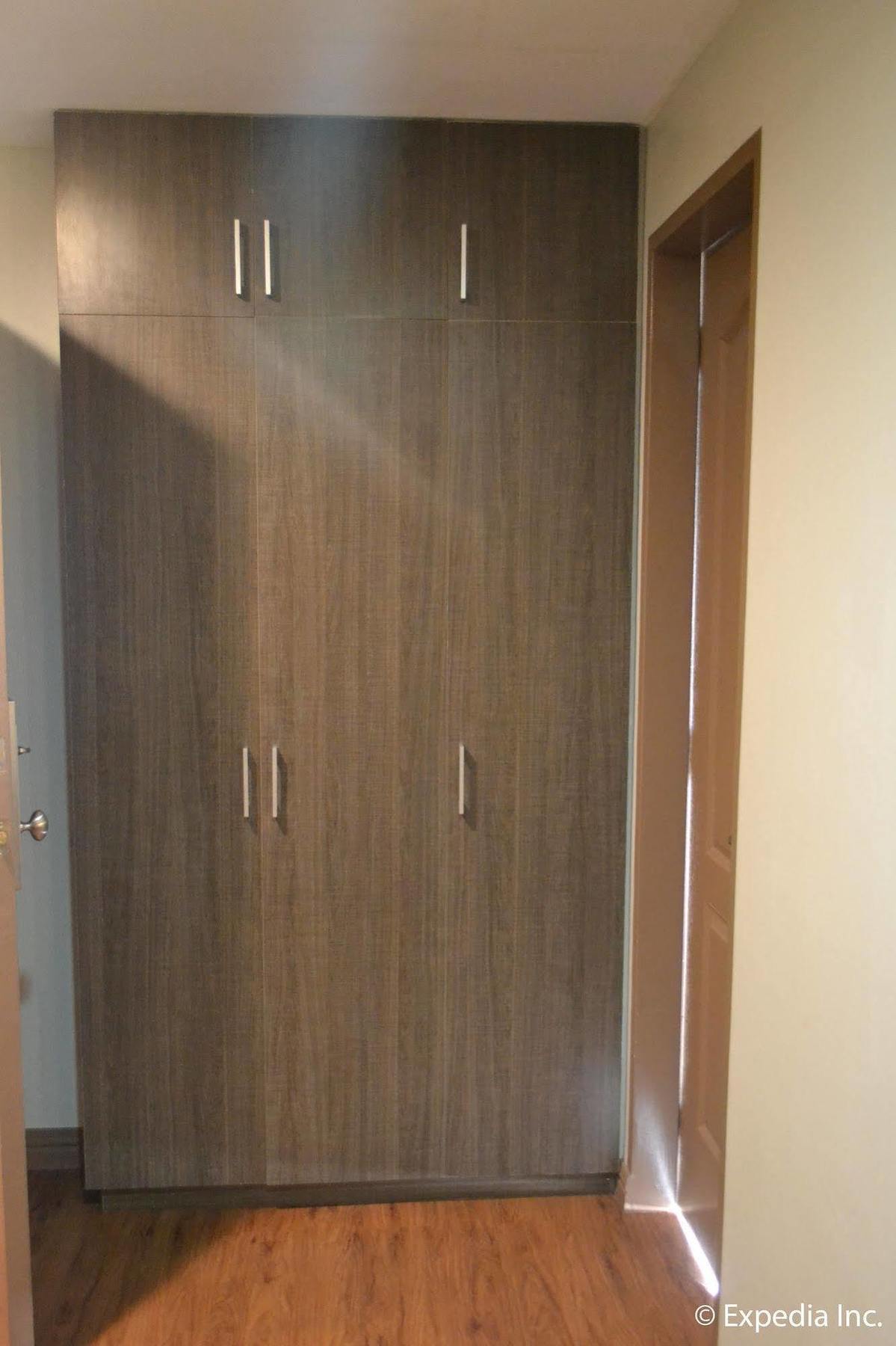 Vista Real Hotel 大雅台 外观 照片