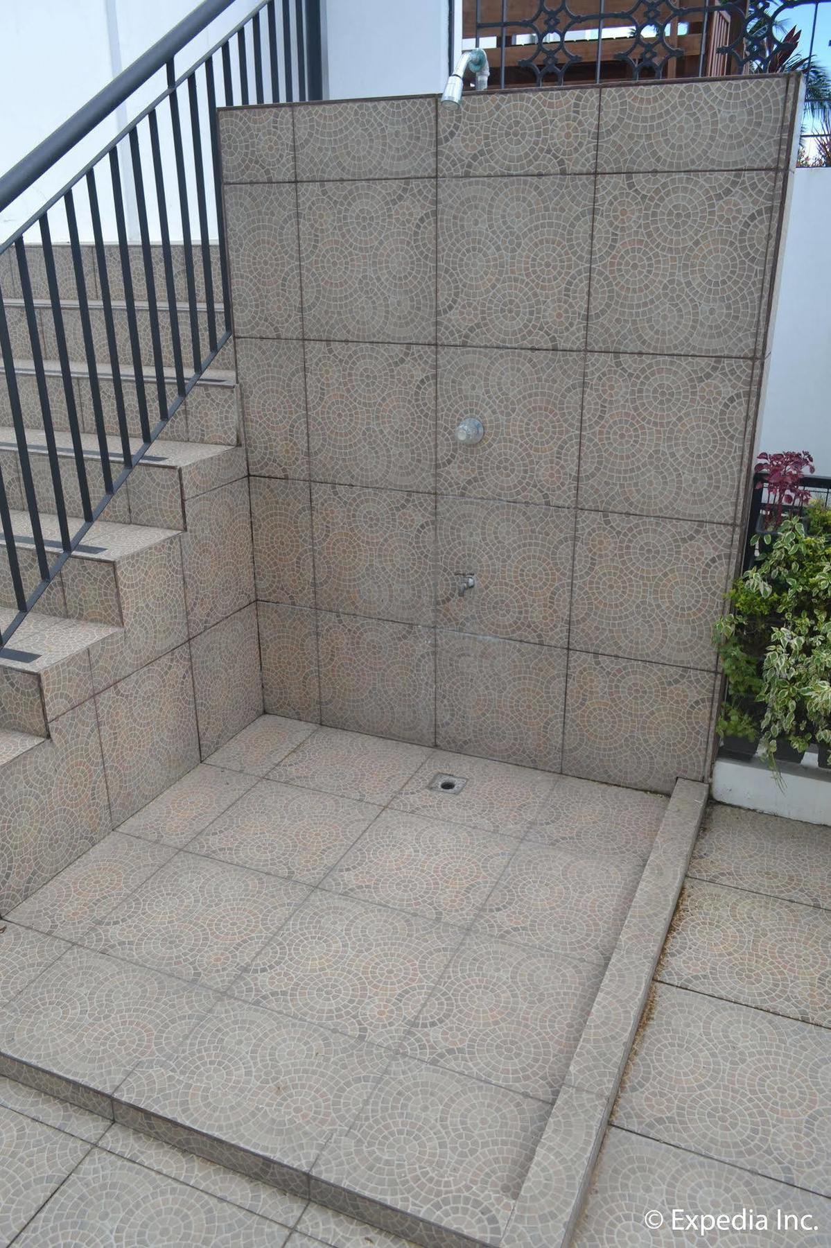 Vista Real Hotel 大雅台 外观 照片
